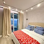 Limani Luxury Beachfront *