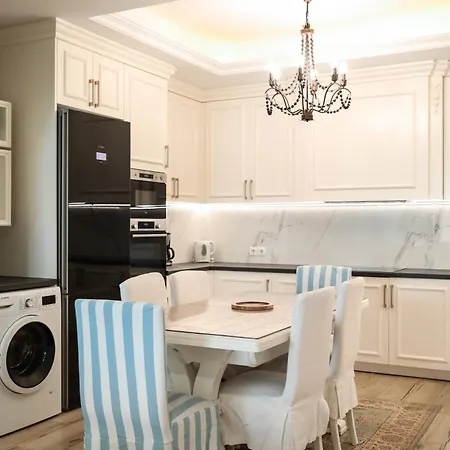 Apartment Limani Luxury Beachfront *