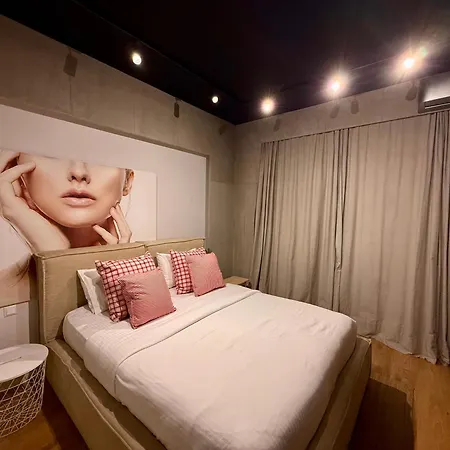 Apartment Limani Luxury Beachfront