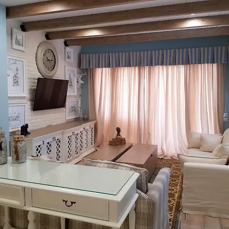 Apartamento Limani Luxury Beachfront *