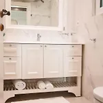 Limani Luxury Beachfront Διαμέρισμα Σαράντα