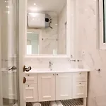 Limani Luxury Beachfront Διαμέρισμα *