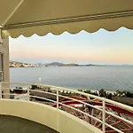 Διαμέρισμα Limani Luxury Beachfront Σαράντα