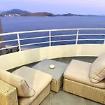 Διαμέρισμα Limani Luxury Beachfront Σαράντα