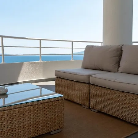Apartment Limani Luxury Beachfront