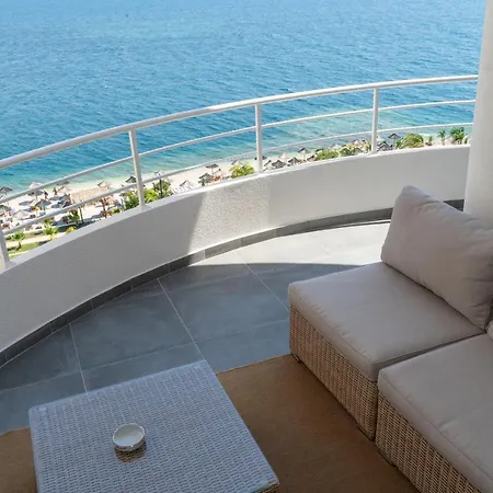 Limani Luxury Beachfront Apartment