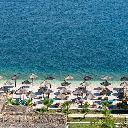 Limani Luxury Beachfront Apartment
