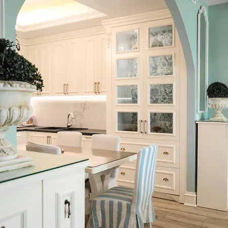 Limani Luxury Beachfront *