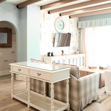 Limani Luxury Beachfront *