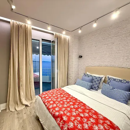 Limani Luxury Beachfront *