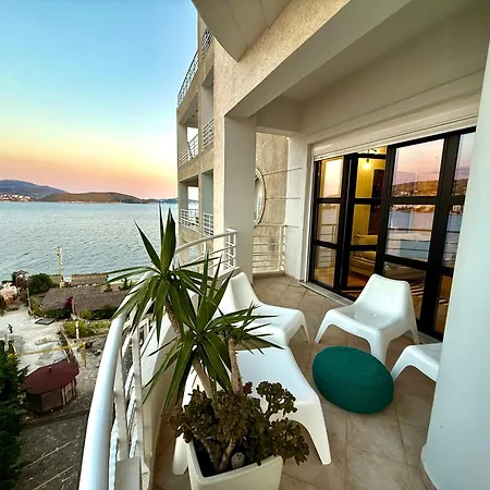 Limani Luxury Beachfront *