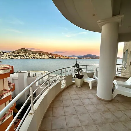 Διαμέρισμα Limani Luxury Beachfront Σαράντα