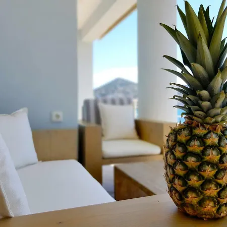 Limani Luxury Beachfront *