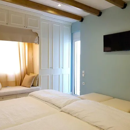 Limani Luxury Beachfront Apartment